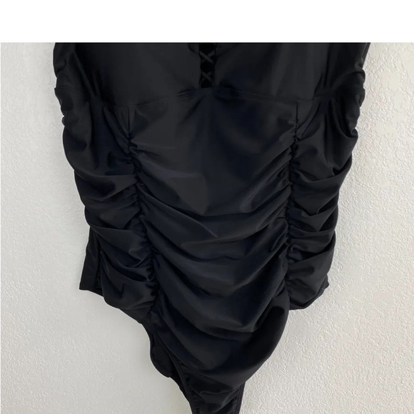 New! Torrid sz 4 Sexy Lattice SwimSuit 4X 3X Swim - Picture 11 of 15